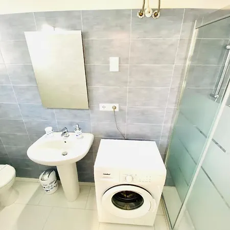 דירה Studio Ferienwohnung In Mit Schwimmbad Im Ersten Stock לידו דלה נציוני