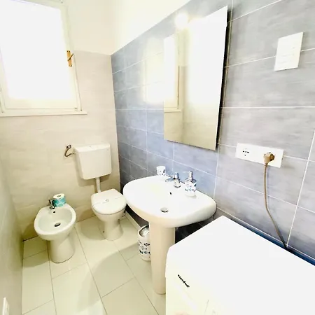 Studio Ferienwohnung In Mit Schwimmbad Im Ersten Stock 利多尔德纳西奥尼