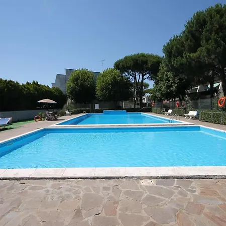 Studio Ferienwohnung In Mit Schwimmbad Im Ersten Stock לידו דלה נציוני
